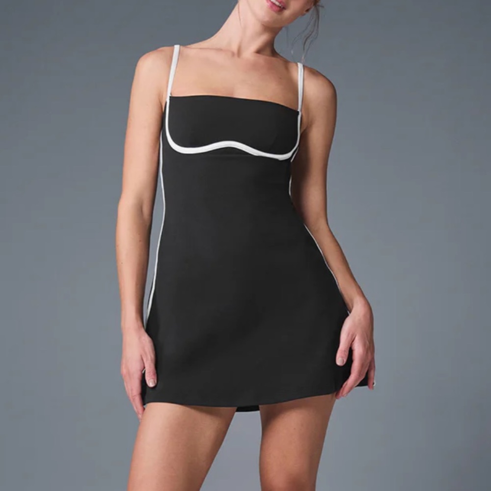 ALO Yoga Airbrush Streamlined Dress